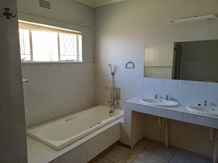 3 Bedroom Property for Sale in Brandfort Free State